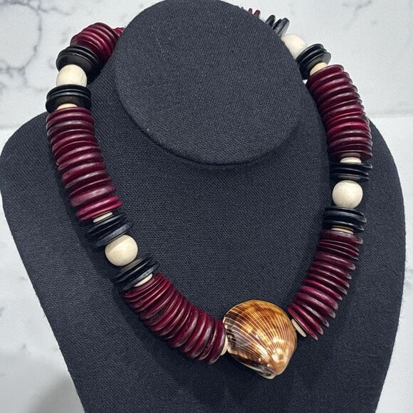 Vintage Shell Pendant Necklace Statement Red Black Wood Disc Beads Boho 18" - Picture 5 of 8